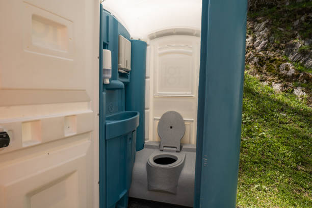 Best Portable restroom trailer rental  in Eufaula, OK